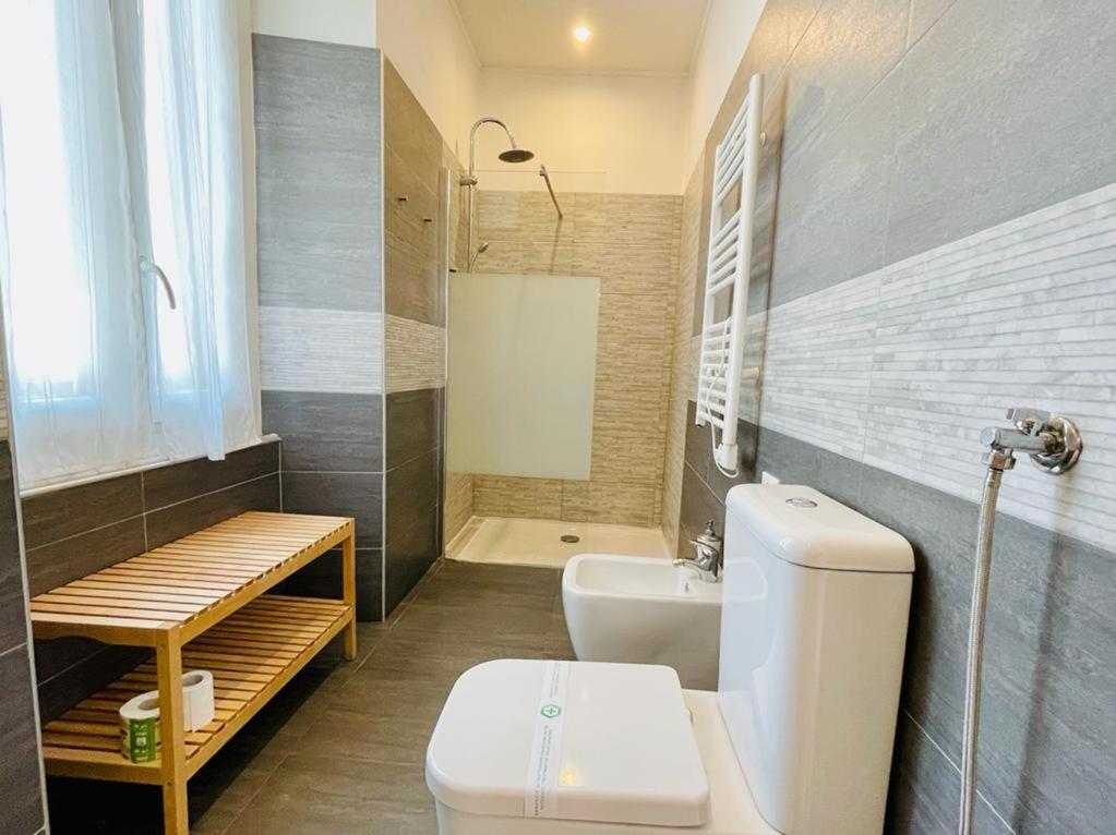 Appunti Di Viaggio Guesthouse ลาสเปเซีย ภายนอก รูปภาพ