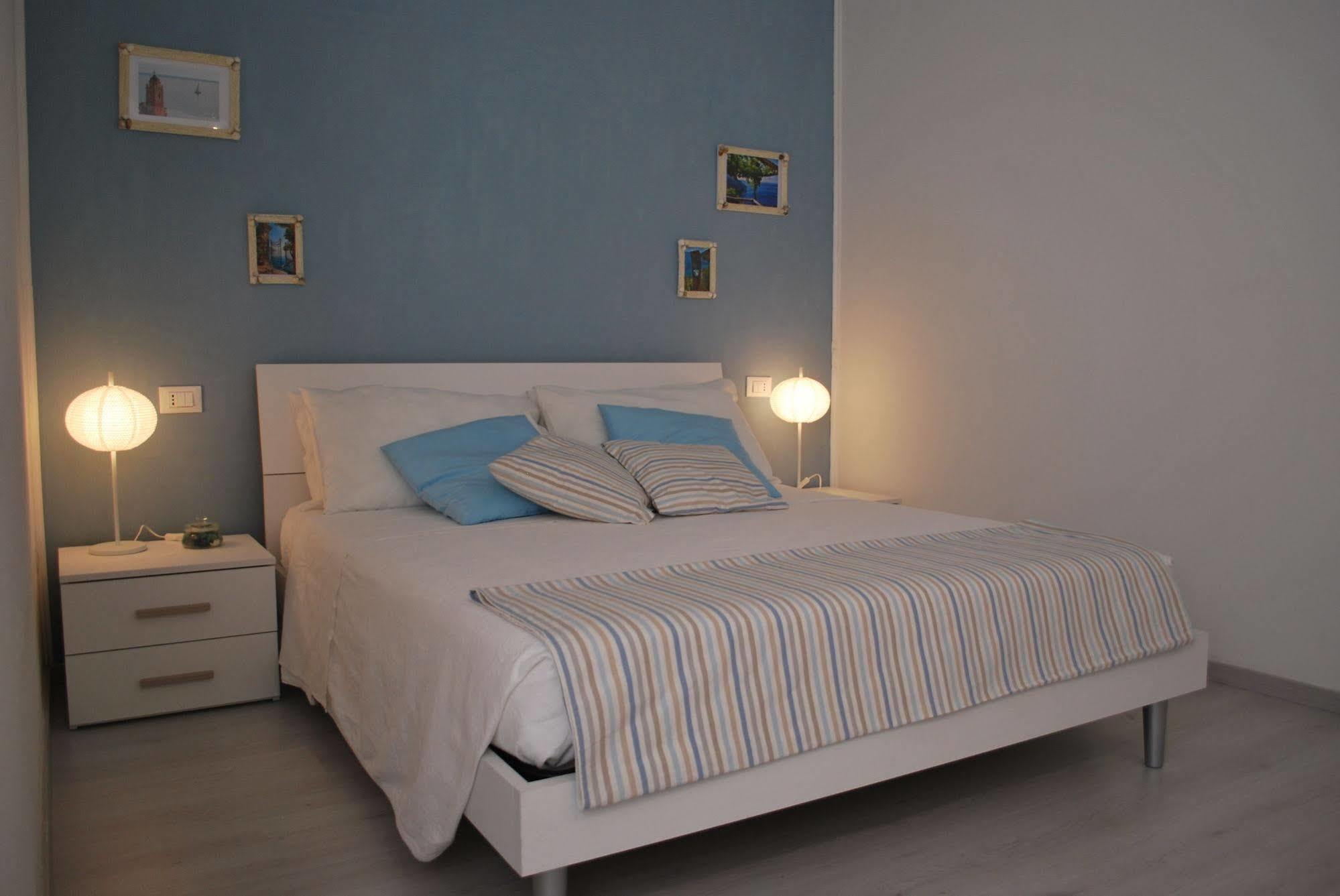 Appunti Di Viaggio Guesthouse ลาสเปเซีย ภายนอก รูปภาพ